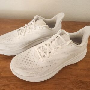 Hoka Clifton womens 10.5 walking shoe
